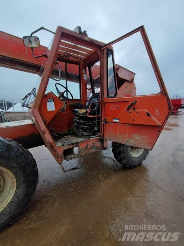 SkyTrak 6036 Telescopic handlers