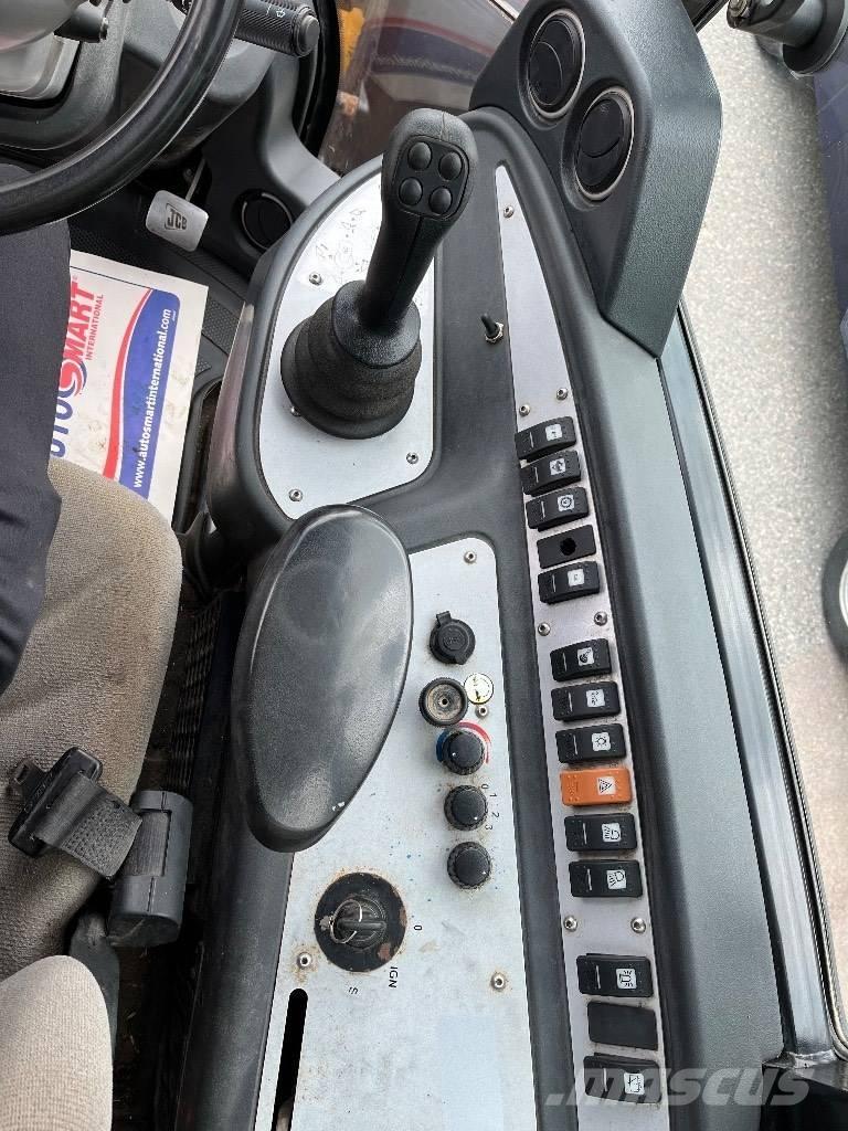 JCB 409 B 40km/h Skid steer loaders