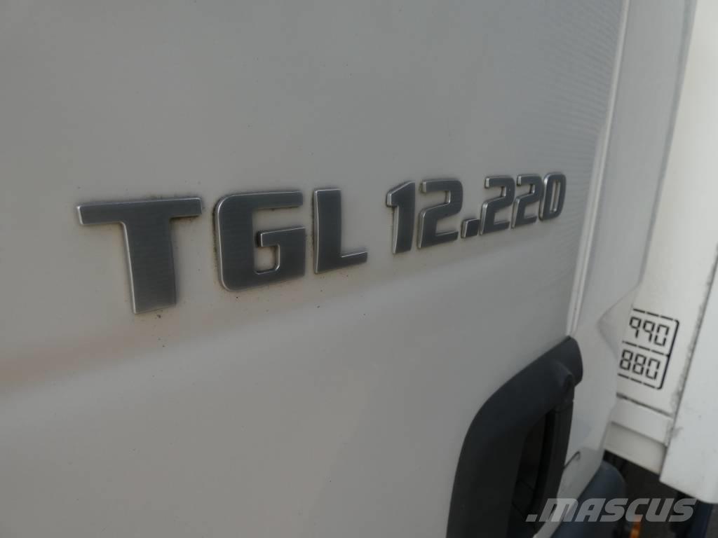 MAN TGL 12.220 Box trucks