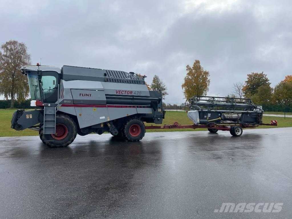  RMS Vector 440 Combine harvesters