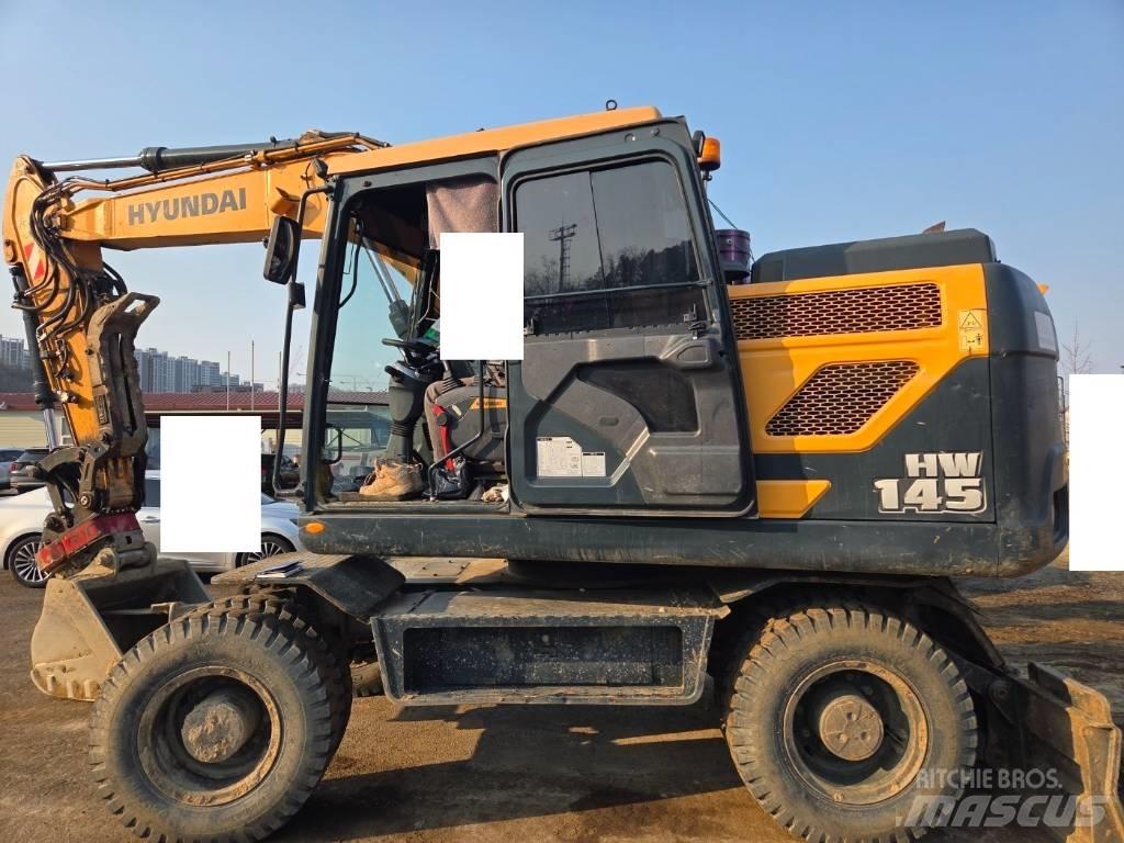 Hyundai HW 145 Wheeled excavators