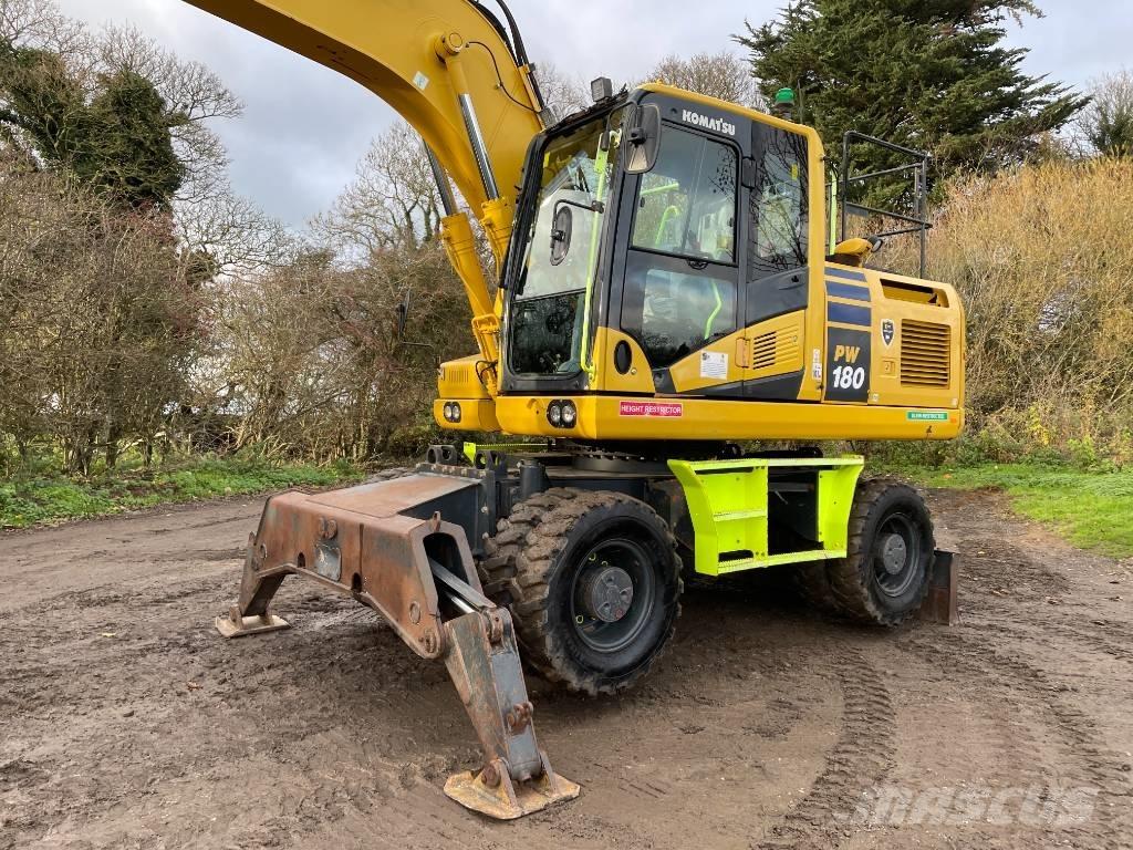 Komatsu PW 180-11 Wheeled excavators