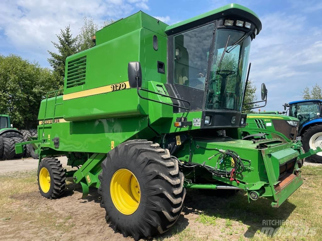 John Deere 1170 Combine harvesters