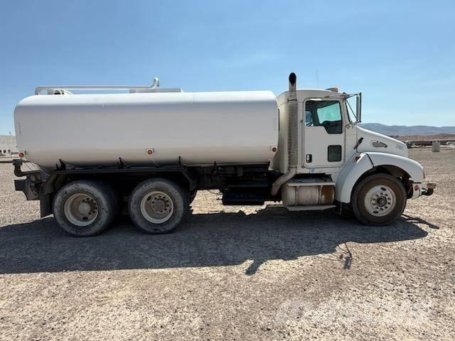 Kenworth T 300 Water bowser