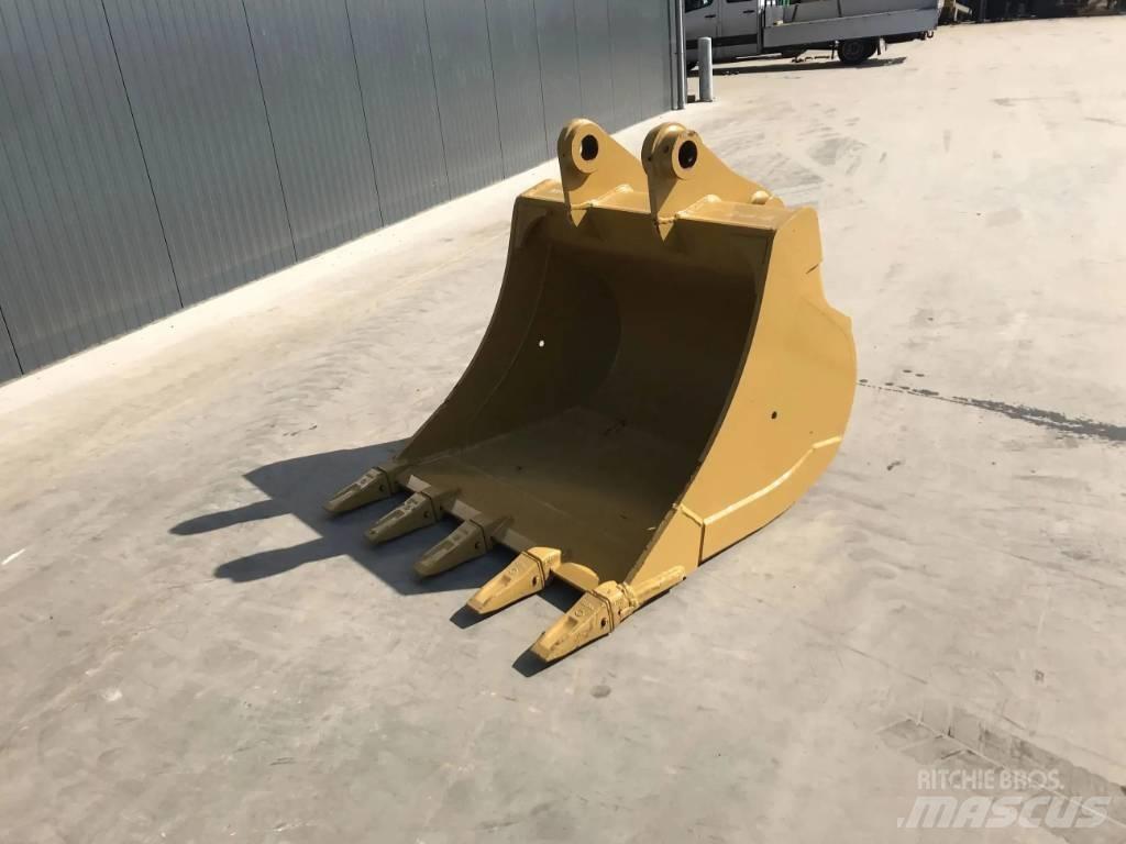 CAT 318D2 Buckets