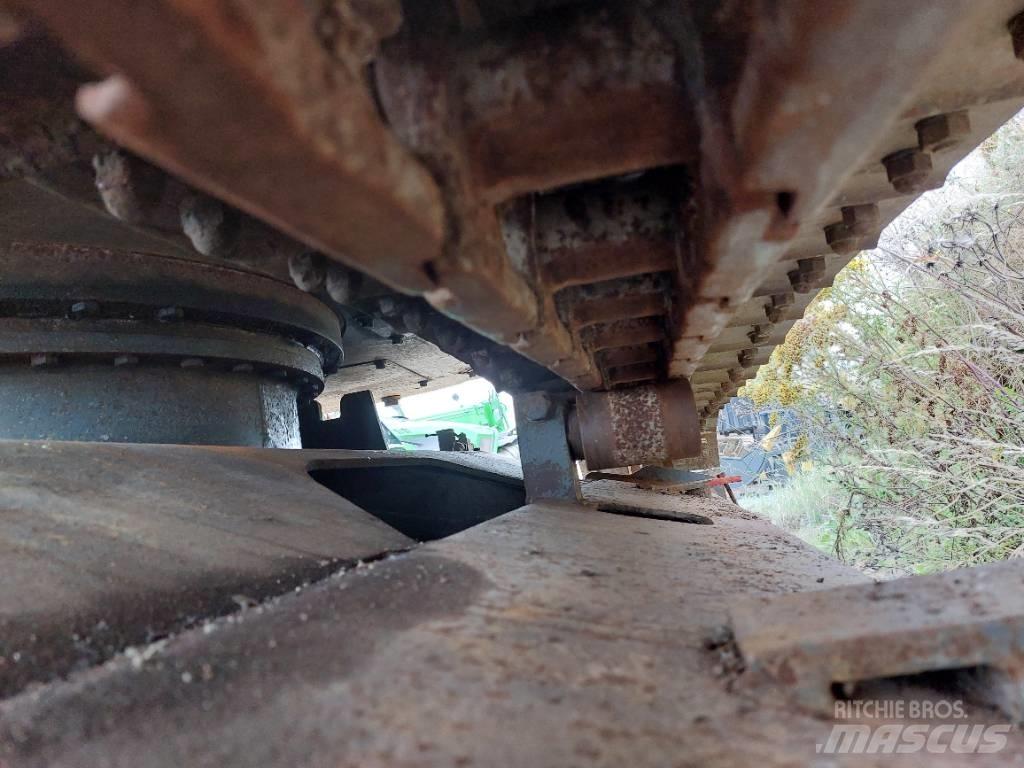 Kobelco SK135SR-1E Crawler excavators