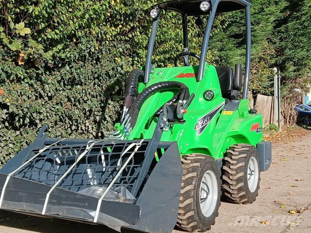 Avant 423 Multi-purpose loaders
