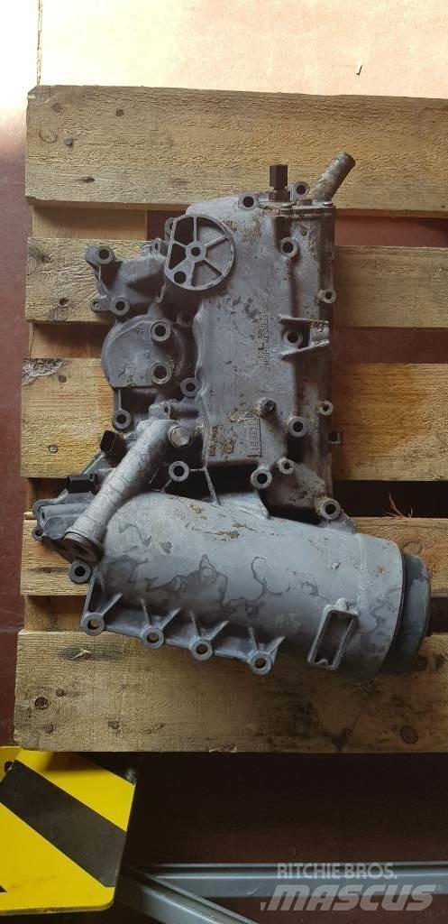 Mercedes-Benz Actros Engines