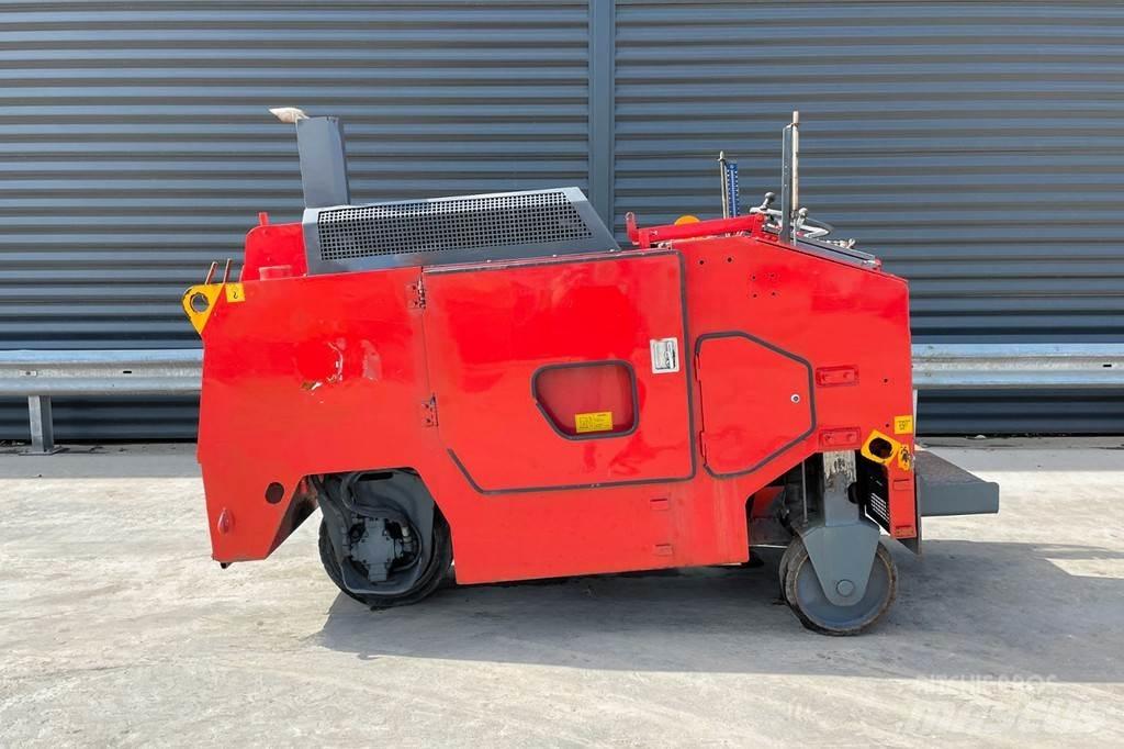 Wirtgen W 350 Asphalt cold milling machines