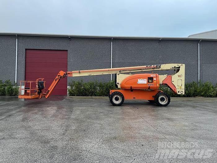 JLG 800AJ Articulated boom lifts