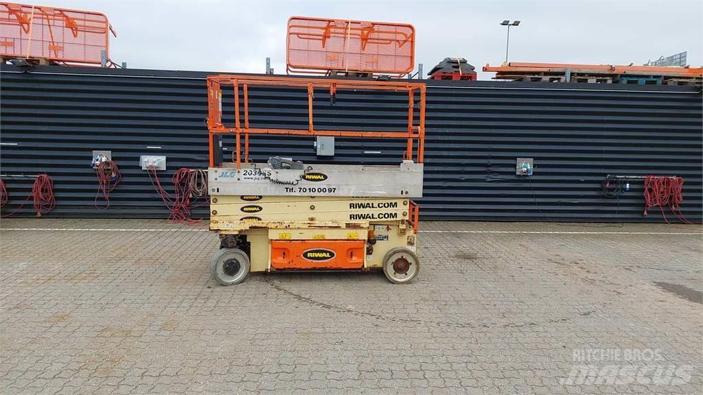 JLG 2030ES Scissor lifts