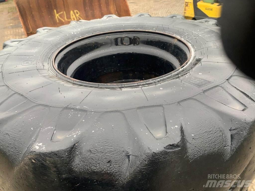 Michelin XF Tyres, wheels and rims