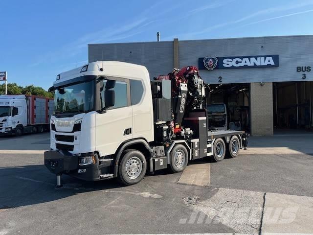 Scania R 560 Truck mounted cranes