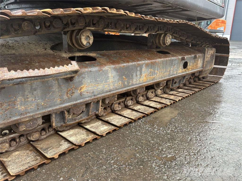 Volvo EC240 CL Crawler excavators