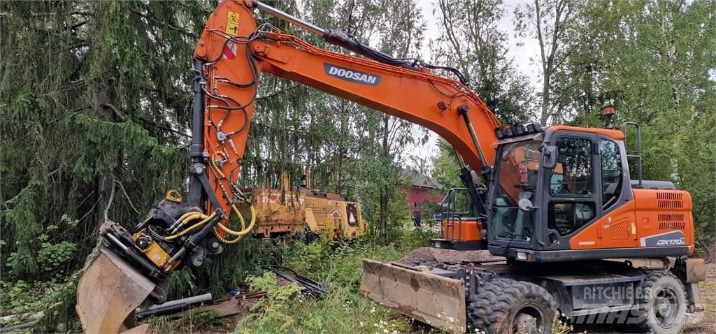 Doosan DX170W Wheeled excavators
