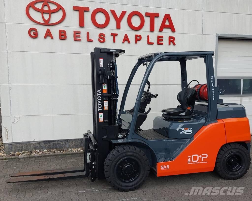 Toyota Tonero 8FG40F LPG trucks