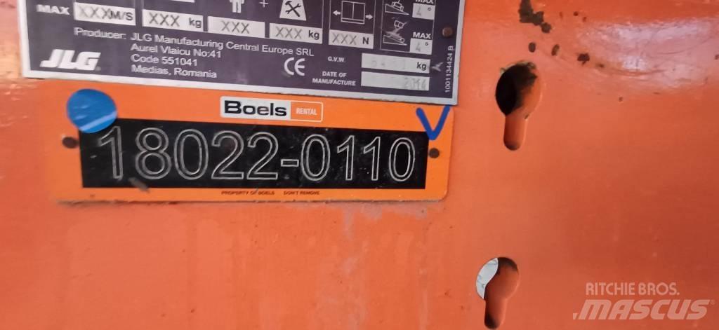 JLG 450AJ Articulated boom lifts