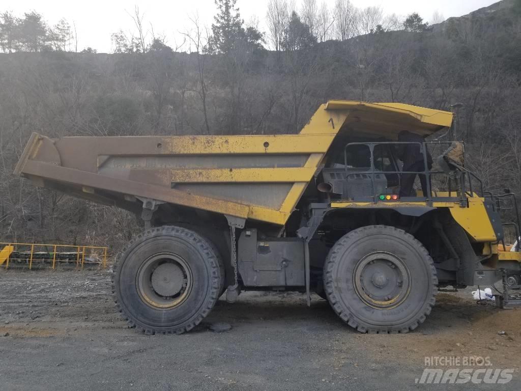  コマツ HD405-8 Tracked dumpers