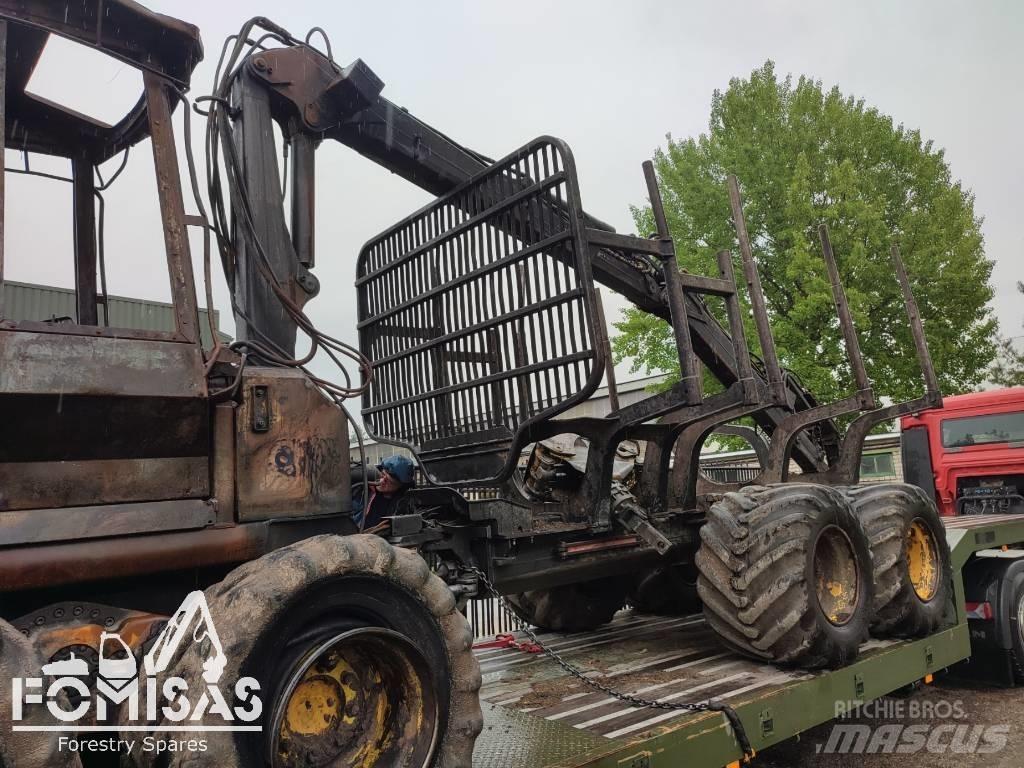 Timberjack 810B Chassis and suspension