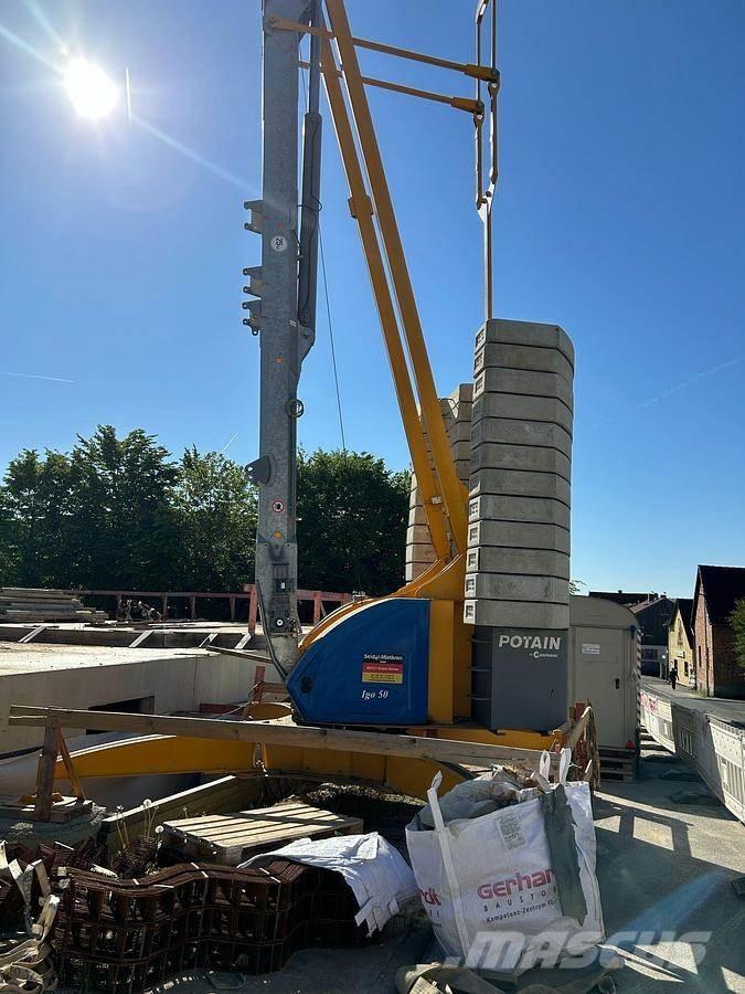 Potain IGO 50 Tower cranes