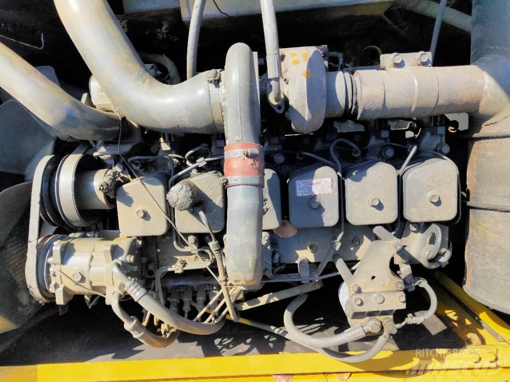 Komatsu PC200-6 Crawler excavators