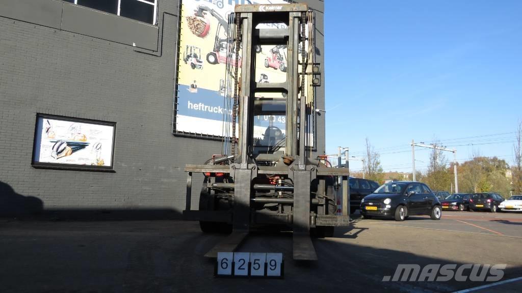 Kalmar DCD120-12 Diesel trucks