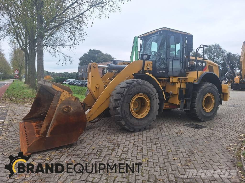 CAT 950M Wheel loaders