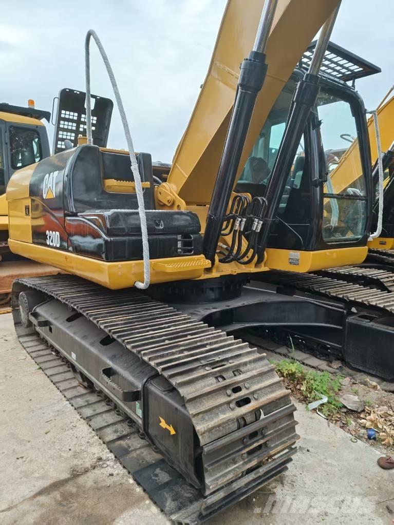CAT 320 D Crawler excavators