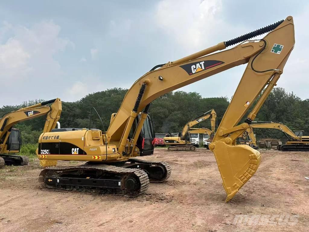 CAT 325 CL Crawler excavators