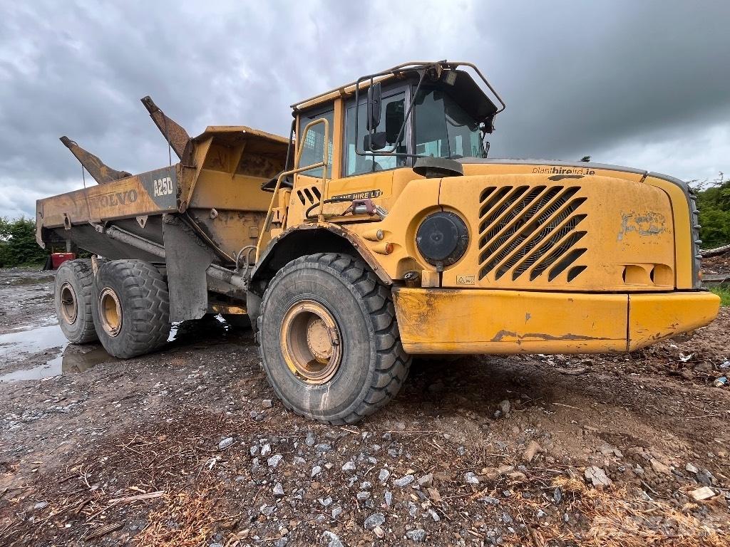 Volvo A 25 D Articulated Haulers
