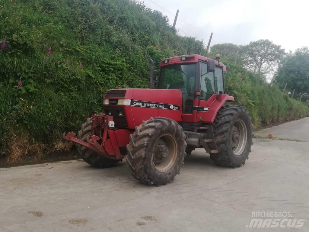 CASE 7110 Tractors