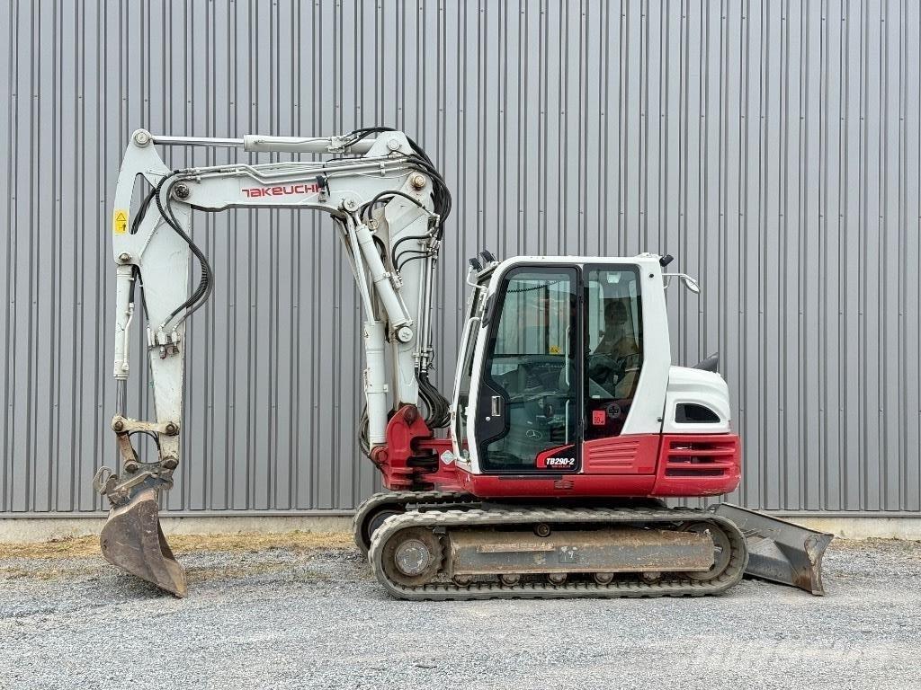 Takeuchi TB 290 Mini excavators  7t - 12t