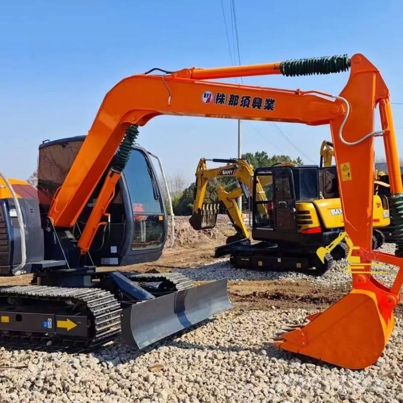 Hitachi 70 Crawler excavators