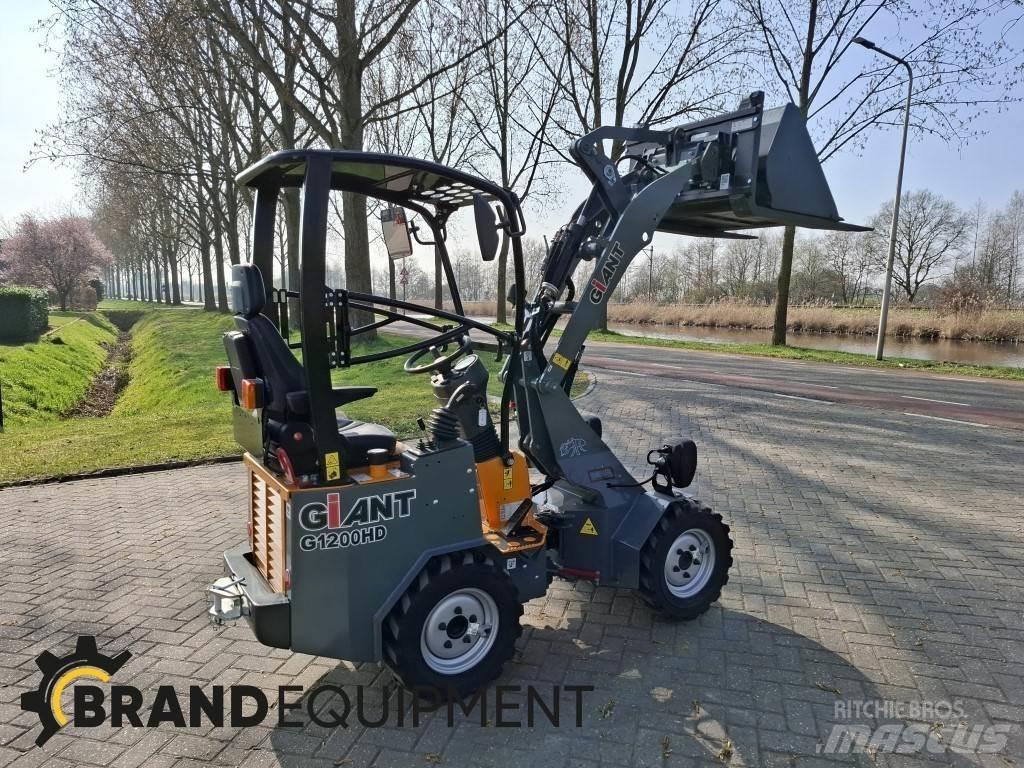 GiANT G1200HD Wheel loaders