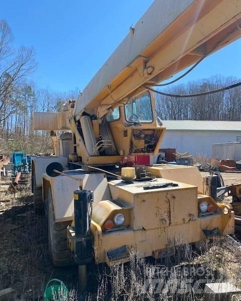 Grove RT 522 All terrain cranes