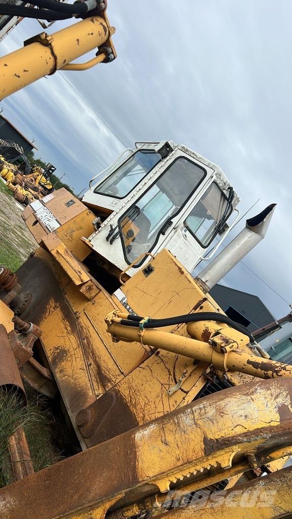 Liebherr PR 732 Radiators