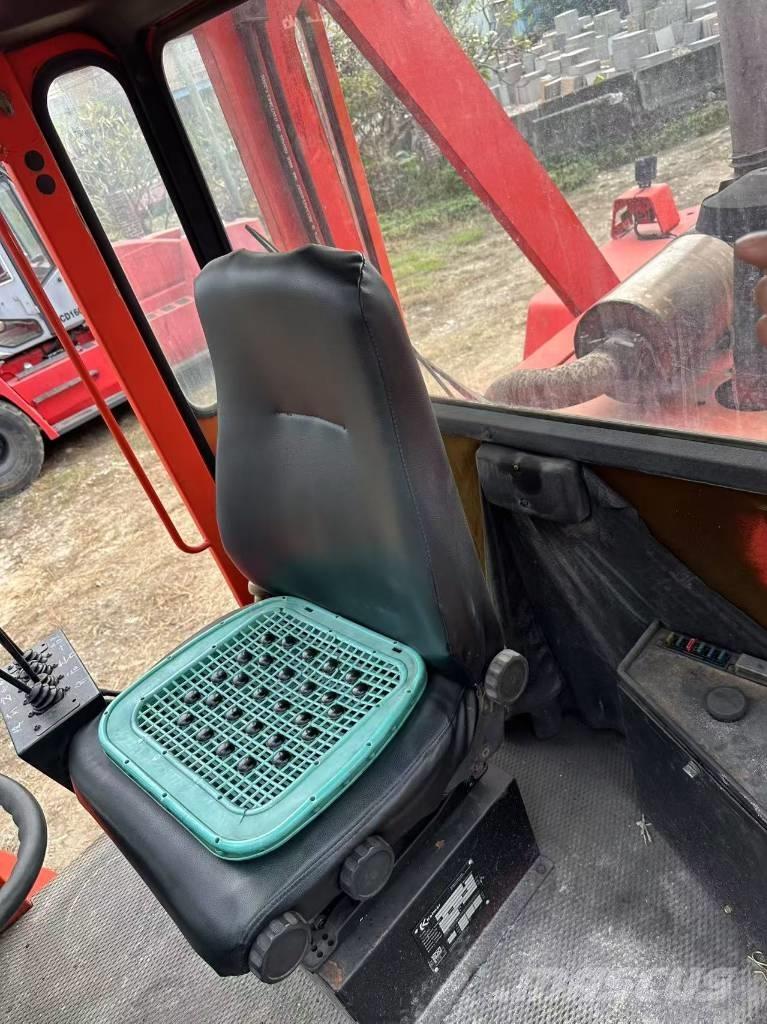 Kalmar DC30-1200 Diesel trucks