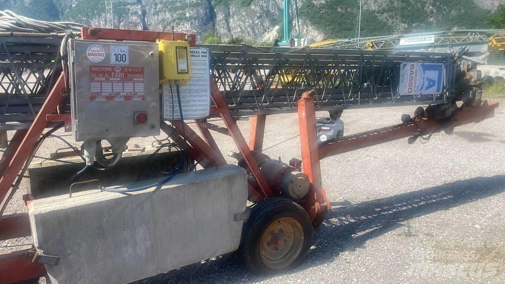 Fari E300 Self-erecting cranes