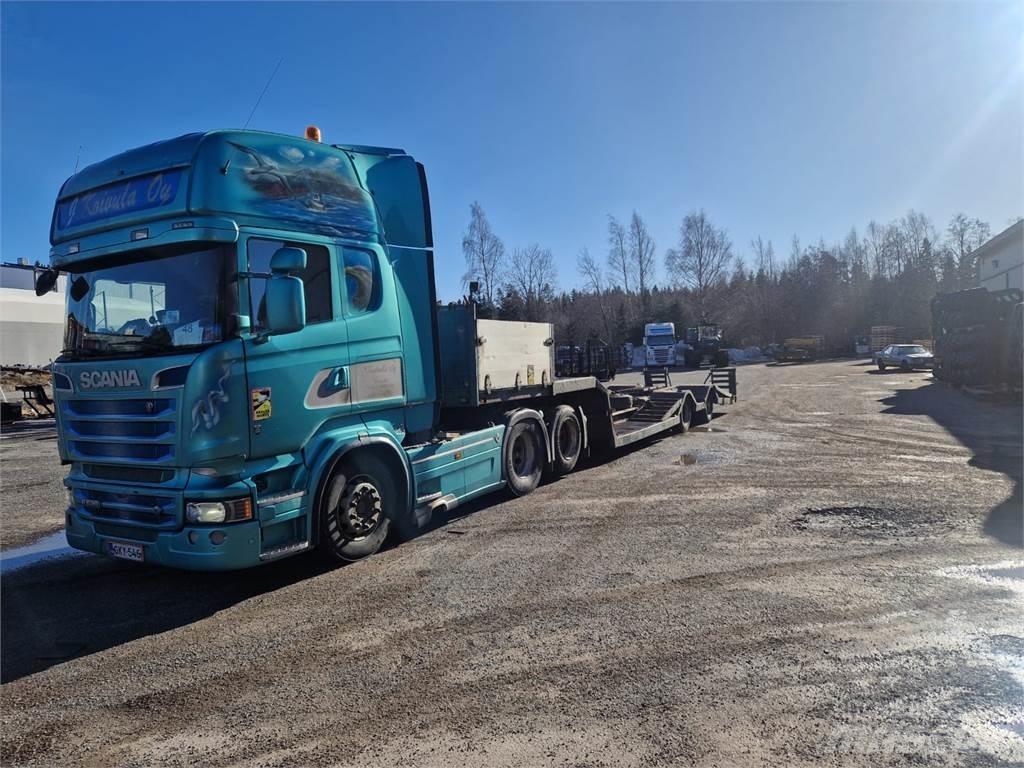 Scania R520 Forest machine transport trucks