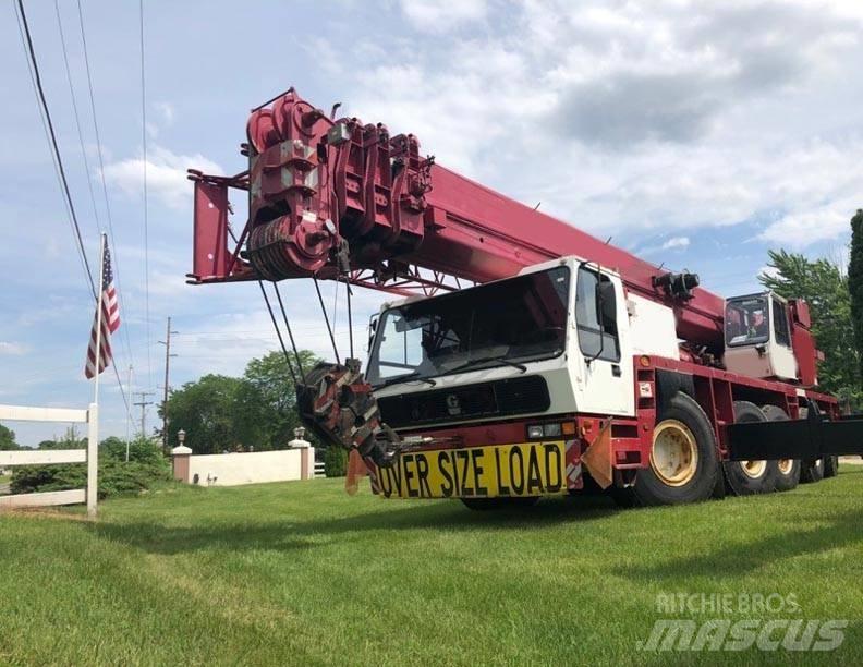 Grove GMK 5130 All terrain cranes