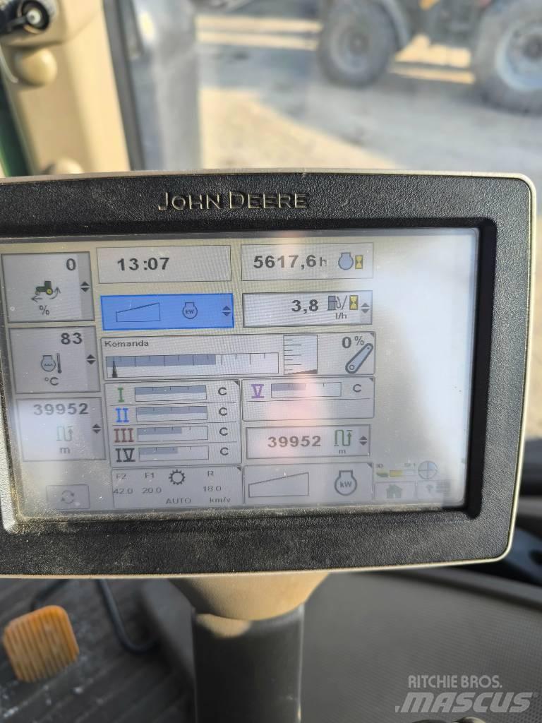 John Deere 8360 RT Tractors