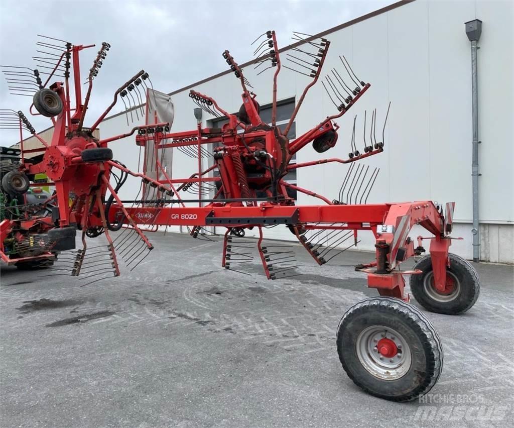 Kuhn GA 8020 Windrowers