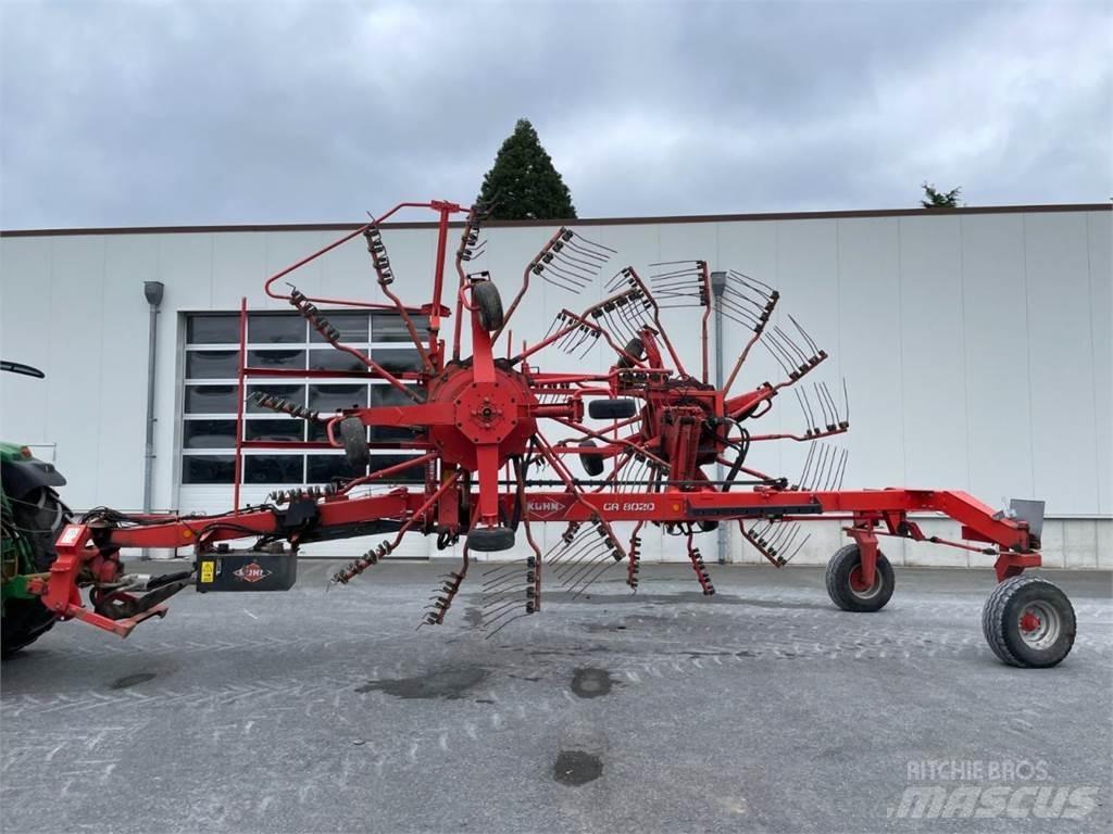 Kuhn GA 8020 Windrowers