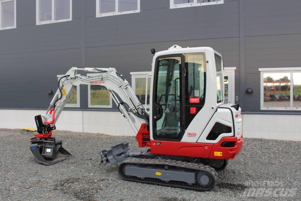 Takeuchi TB 225 Mini excavators < 7t (Mini diggers)