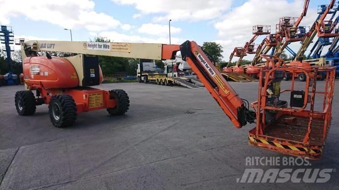 JLG 800AJ Articulated boom lifts