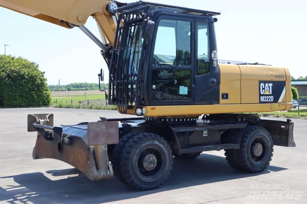 CAT M 322 D Wheeled excavators