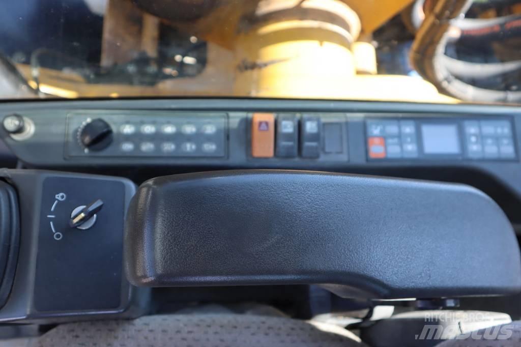 CAT M 322 D Wheeled excavators