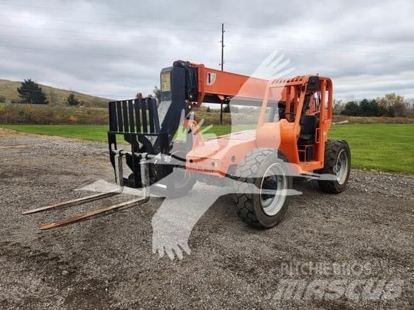 SkyTrak 6036 Telescopic handlers