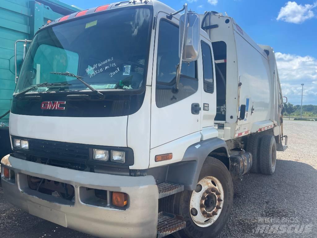 GMC T7500 Waste trucks