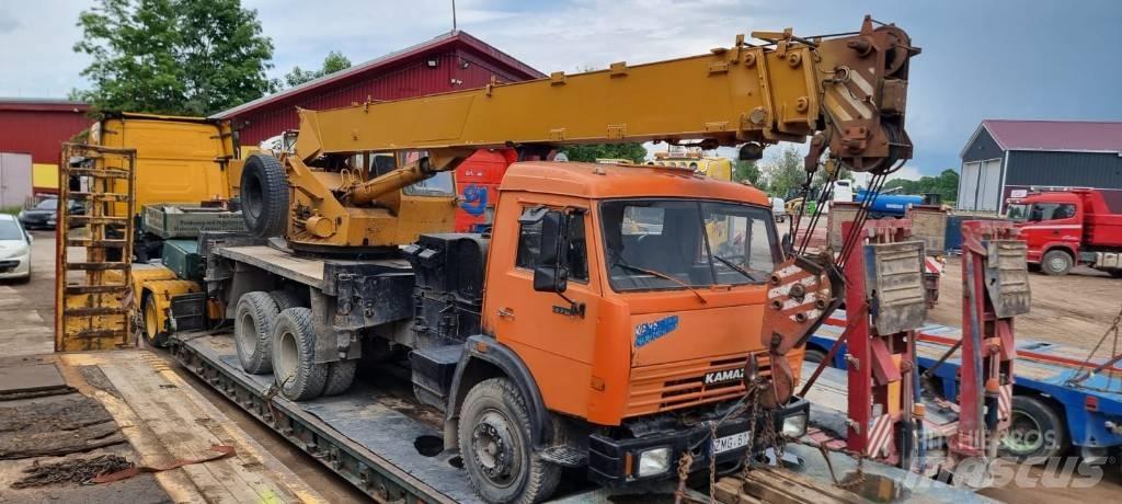 Kamaz 53215 All terrain cranes
